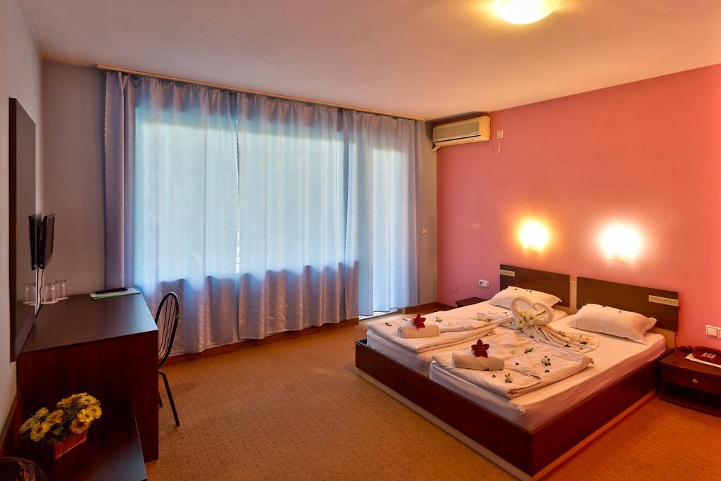 Family Hotel Gabrovo Luaran gambar
